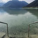 Holiday home Modern Alpine Penthouse With Lake View