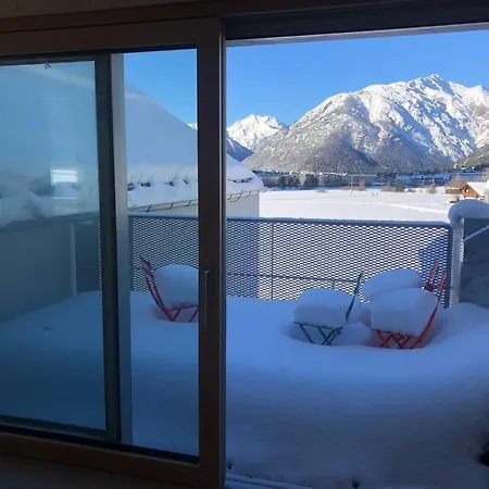 Urban Alpine Penthouse With View * Maurach (Achensee)