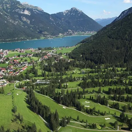 Urban Alpine Penthouse With View Holiday home *