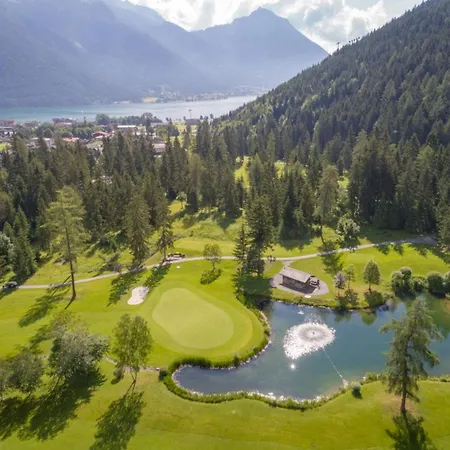 Urban Alpine Penthouse With View * Maurach (Achensee)