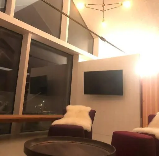 Сasa de vacaciones Urban Alpine Penthouse With View