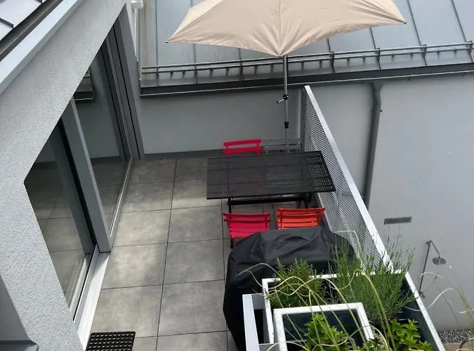 Urban Alpine Penthouse With View * Maurach (Achensee)