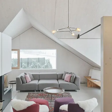 Dom wakacyjny Urban Alpine Penthouse With View *