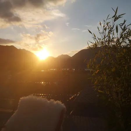 Urban Alpine Penthouse With View Dom wakacyjny *