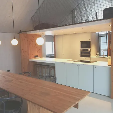 Urban Alpine Penthouse With View Maurach (Achensee)