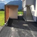 Modern Alpine Penthouse With Lake View Hébergement de vacances