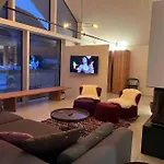 Modern Alpine Penthouse With Lake View Hébergement de vacances Maurach (Achensee)